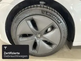 Vehicle image thumbnail, number 6