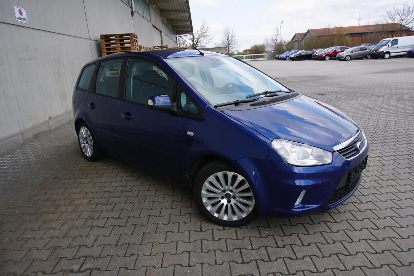 Vehicle image, number 1