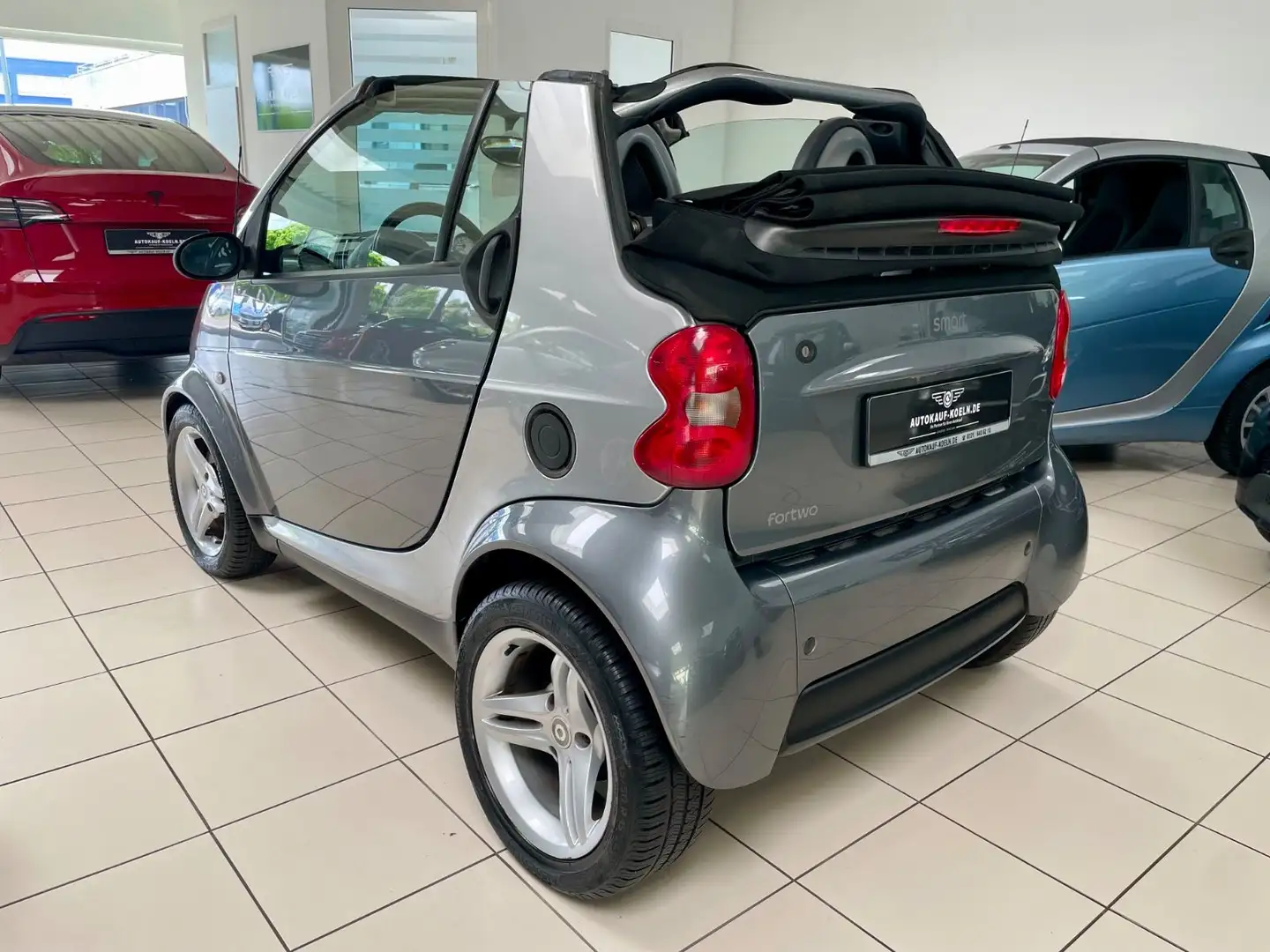 Vehicle image, number 4