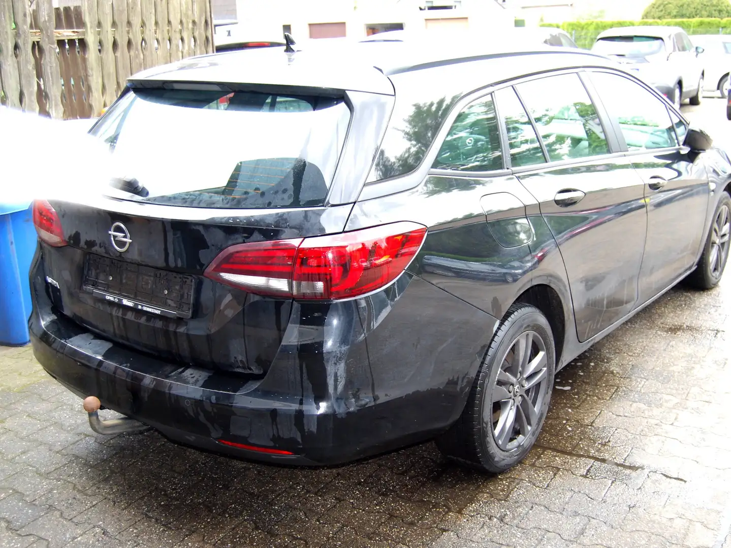 Vehicle image, number 3