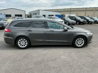 Vehicle image thumbnail, number 7