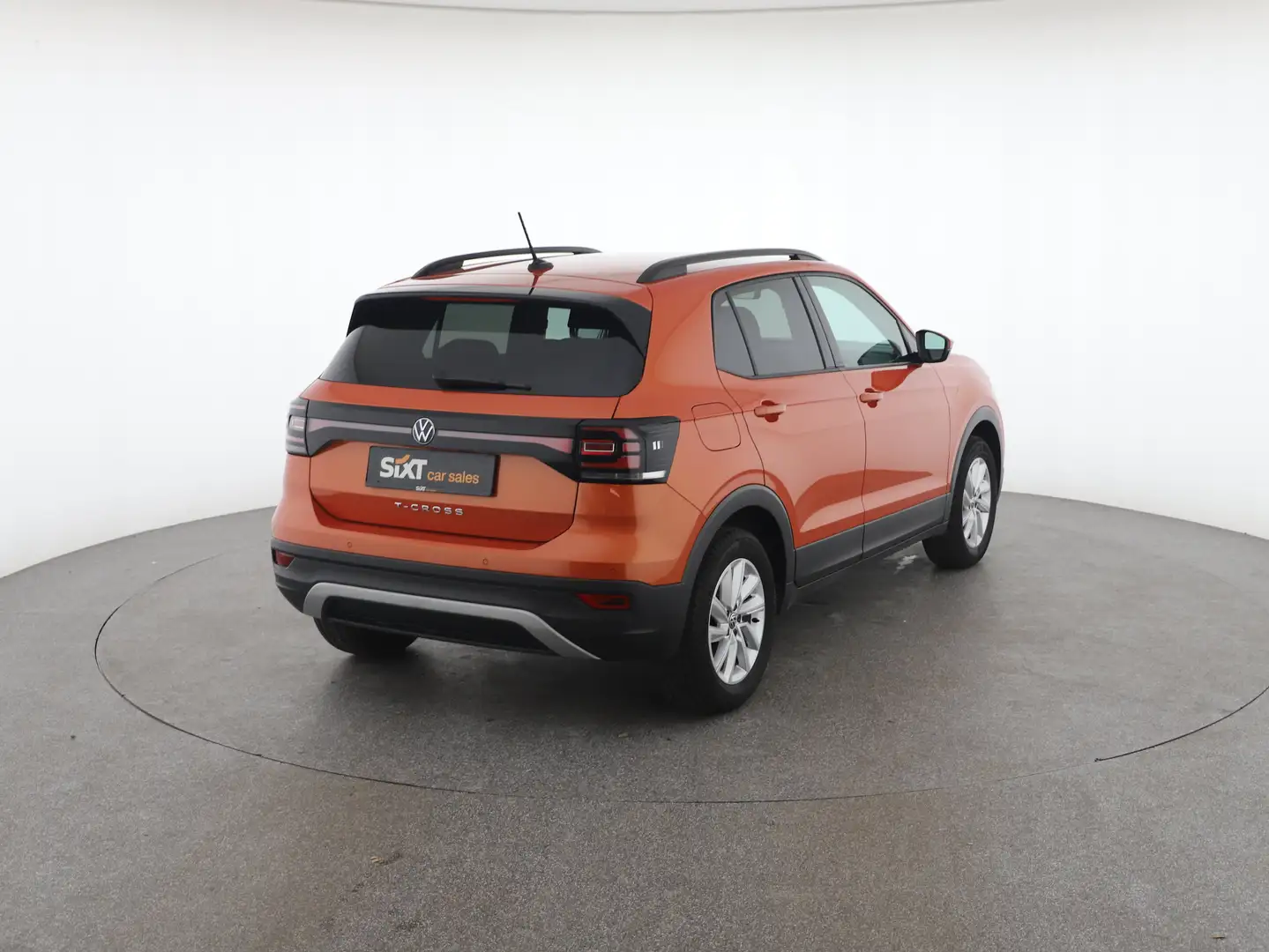 Vehicle image, number 5