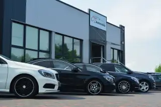 Vehicle image thumbnail, number 17