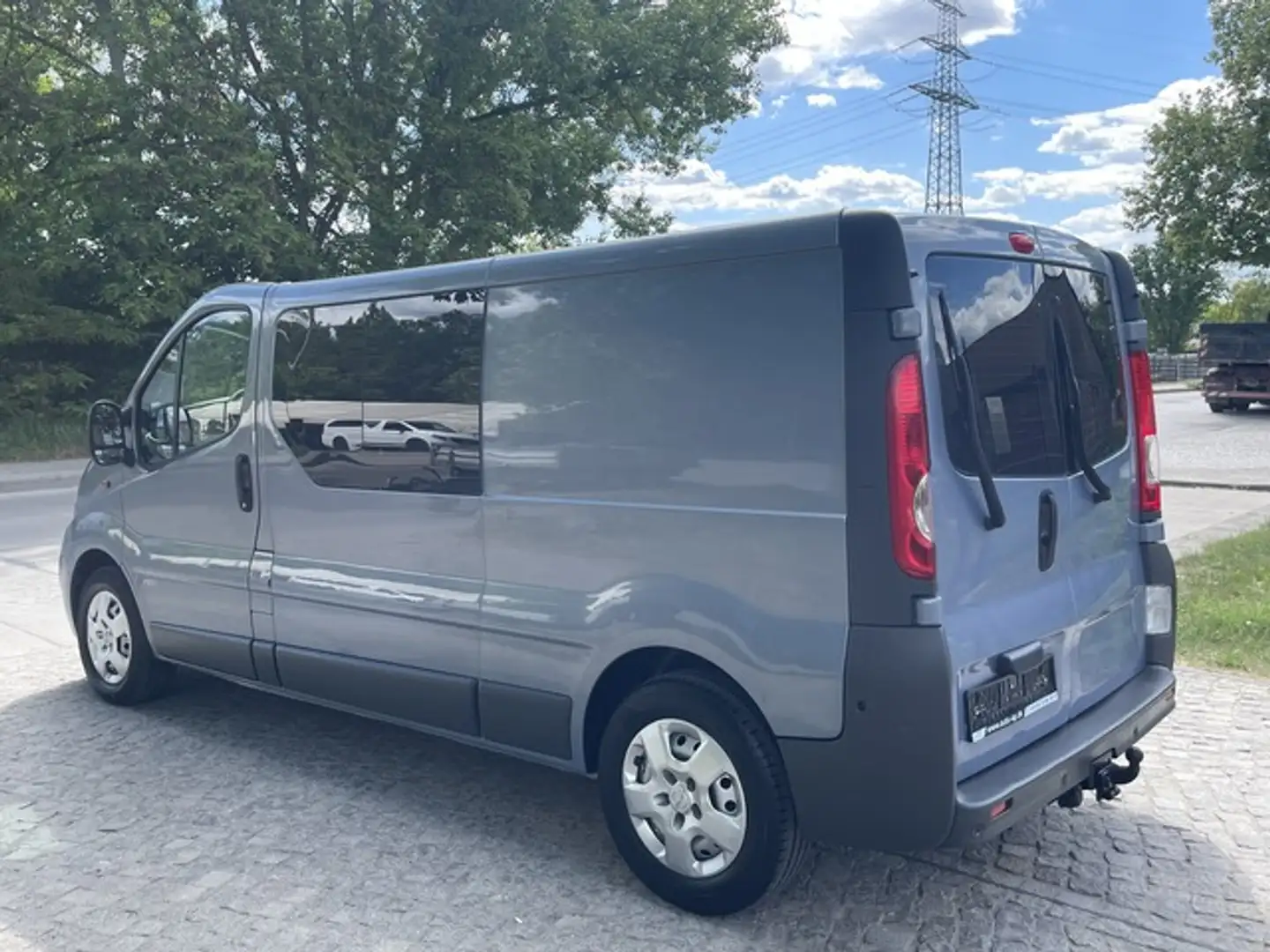 Vehicle image, number 7
