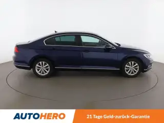 Vehicle image thumbnail, number 7