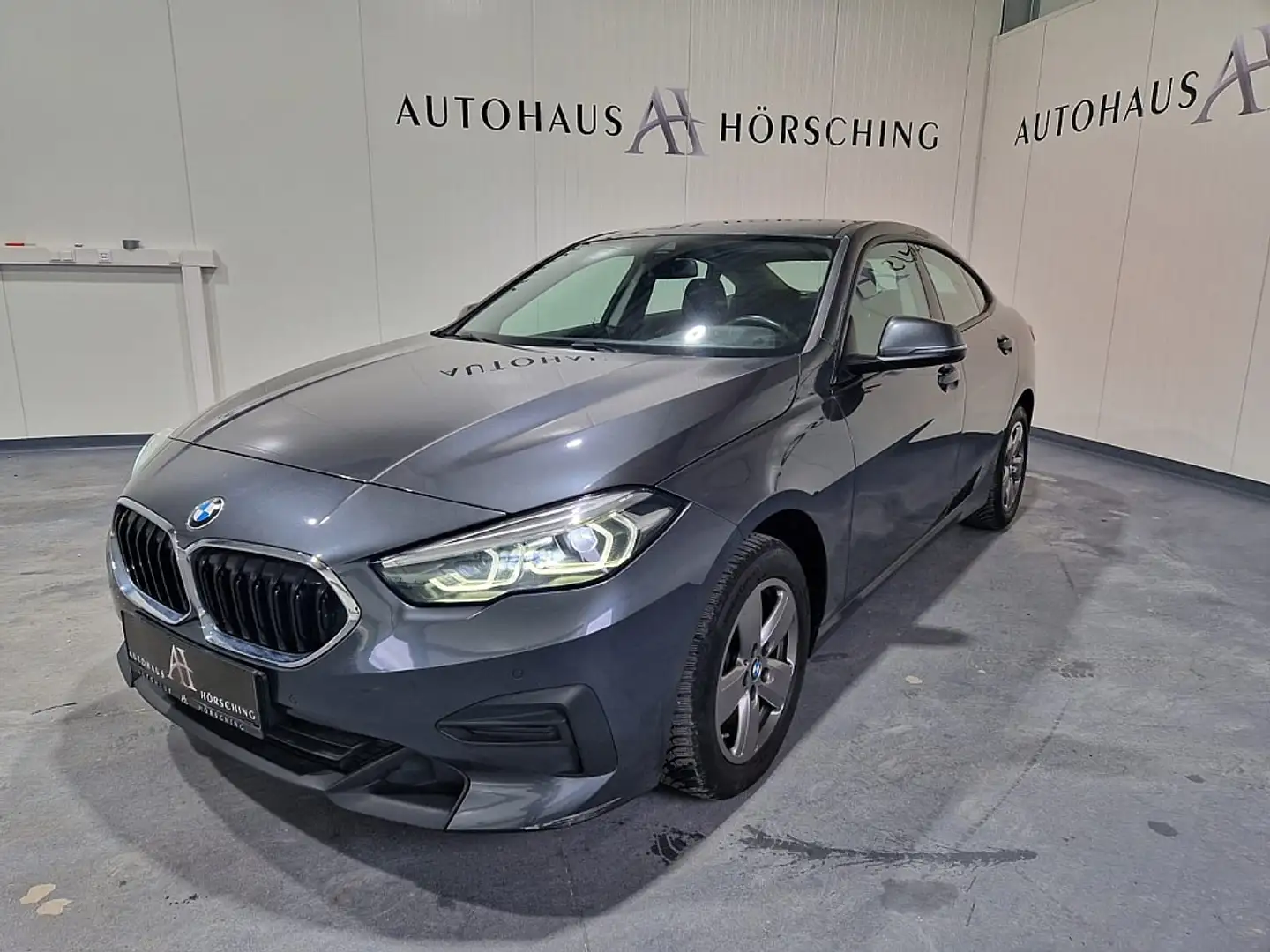 Vehicle image, number 3