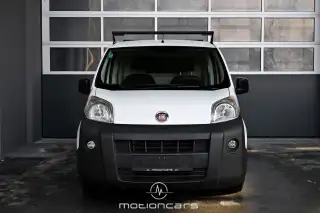 Vehicle image thumbnail, number 3