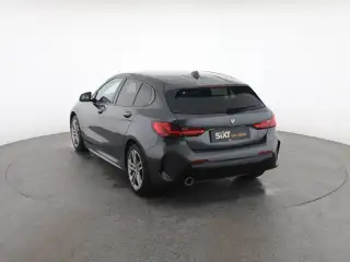 Vehicle image thumbnail, number 4