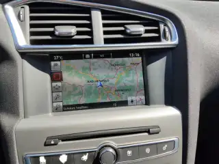 Vehicle image thumbnail, number 16