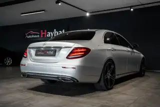 Vehicle image thumbnail, number 9