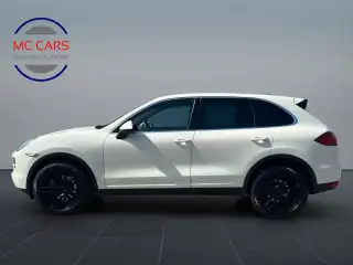 Vehicle image thumbnail, number 8