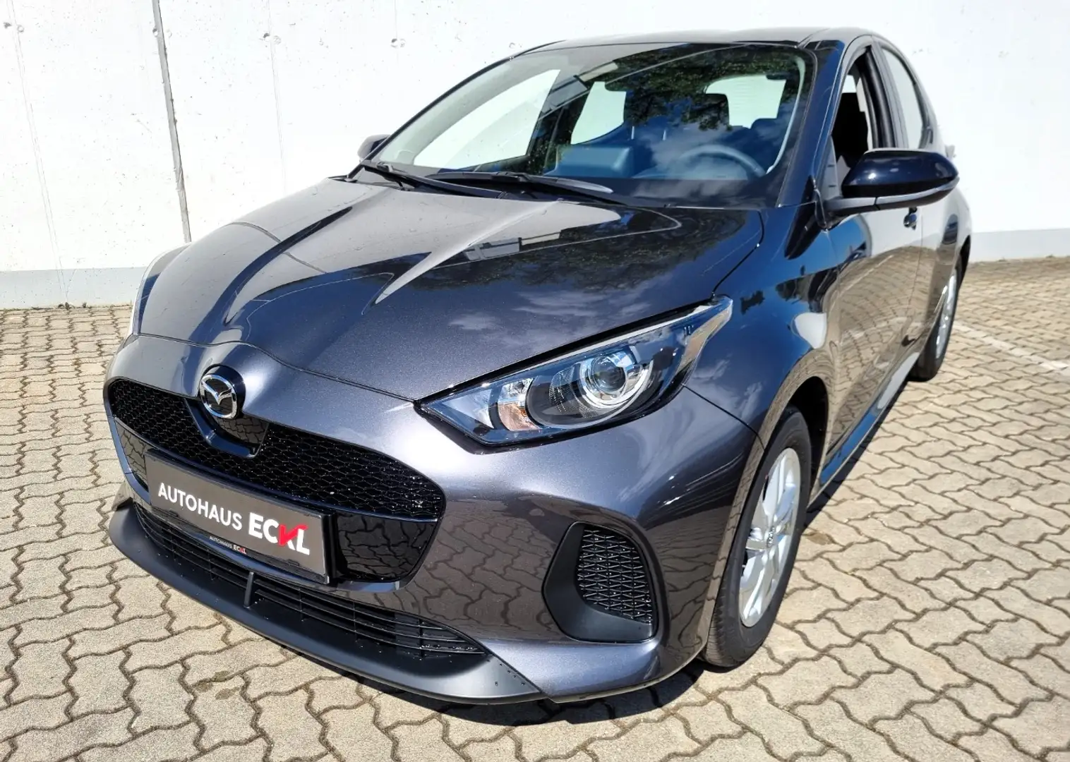 Vehicle image, number 5