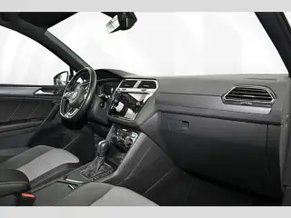 Vehicle image thumbnail, number 7
