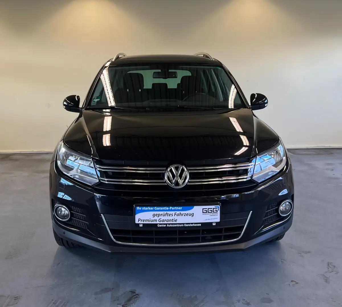Vehicle image, number 2