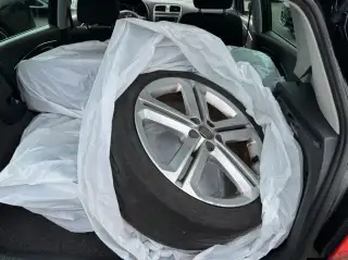 Vehicle image thumbnail, number 14