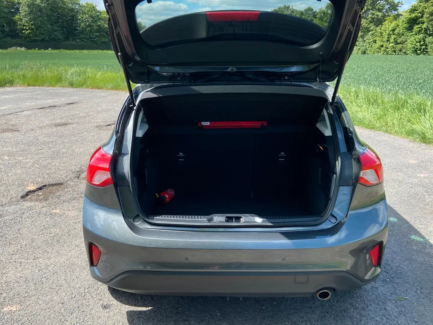 Vehicle image, number 5