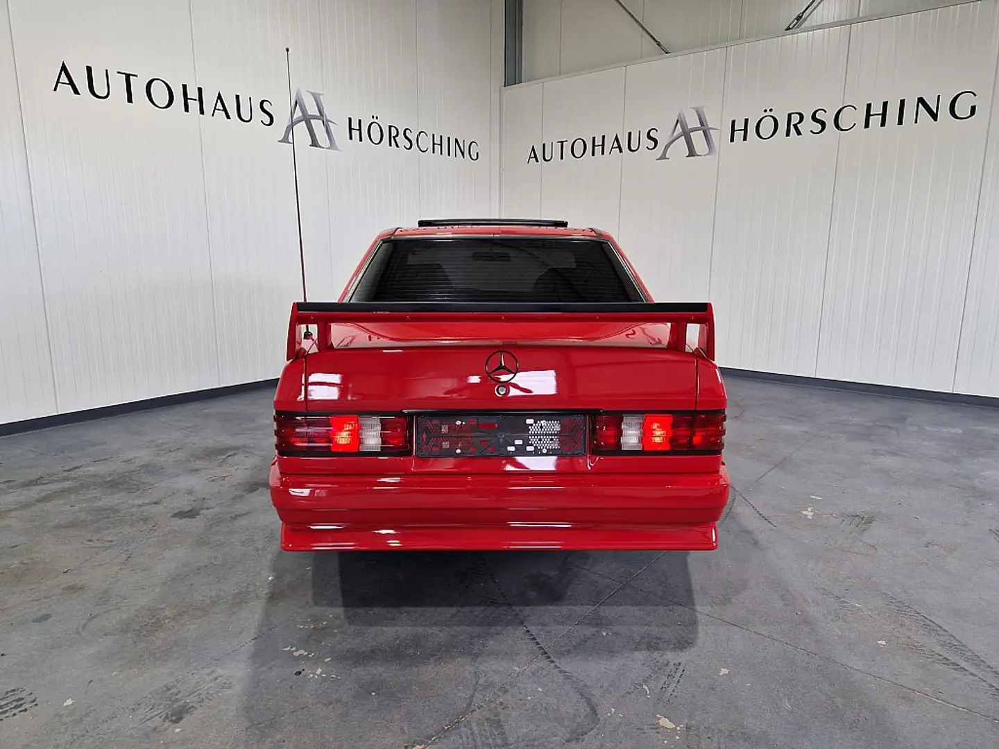 Vehicle image, number 9