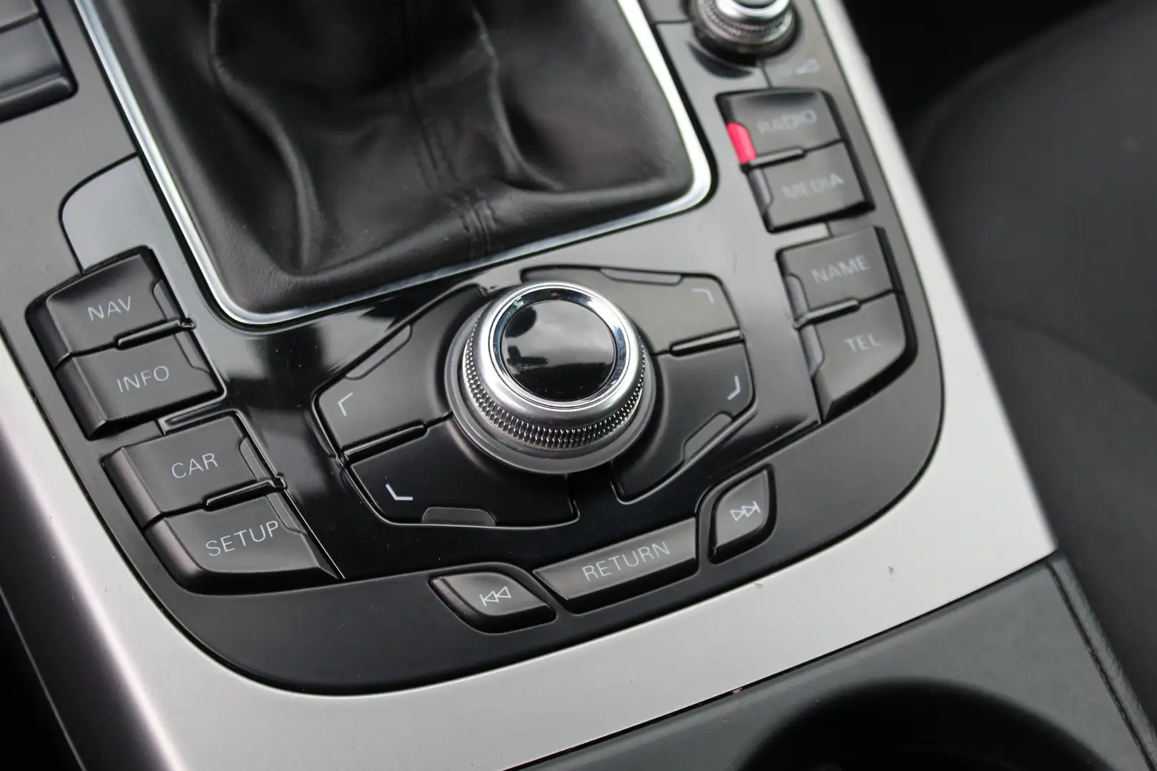 Vehicle image, number 15