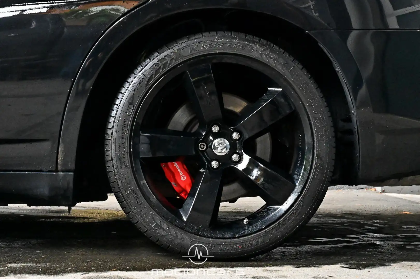 Vehicle image, number 8