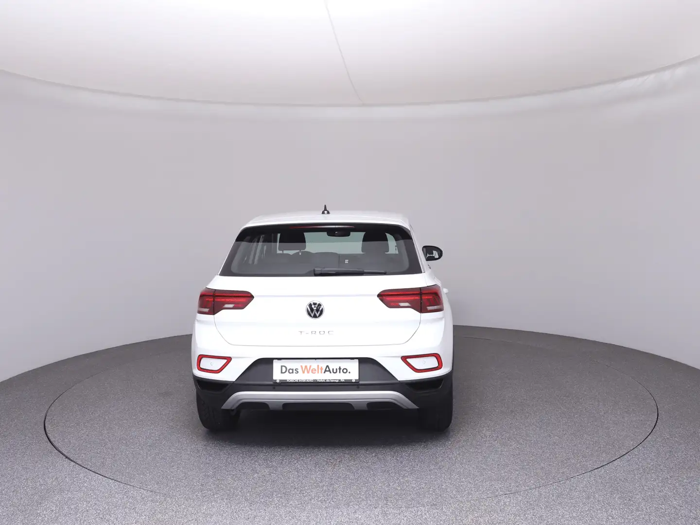 Vehicle image, number 6