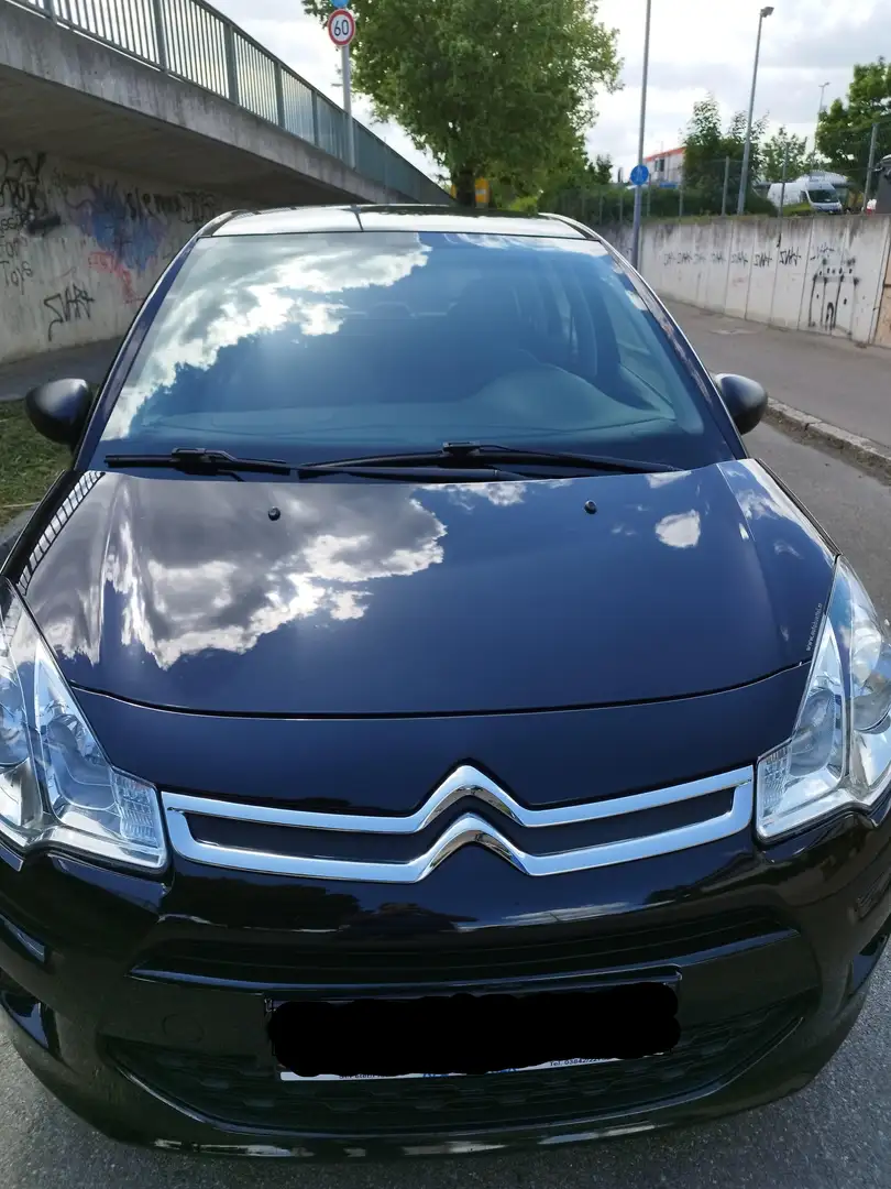 Vehicle image, number 3
