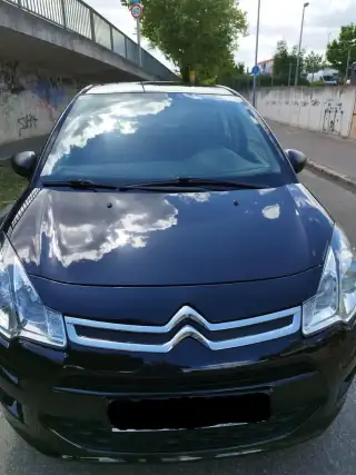 Vehicle image thumbnail, number 3