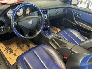 Vehicle image thumbnail, number 12