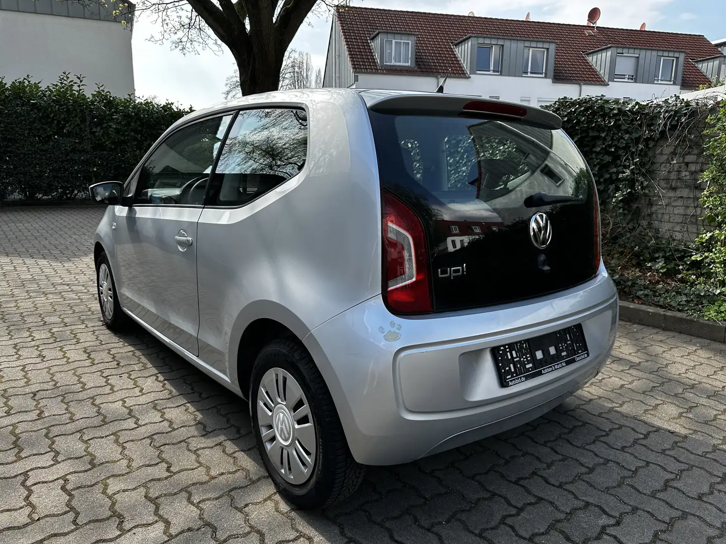 Vehicle image, number 1