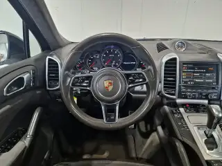 Vehicle image thumbnail, number 12