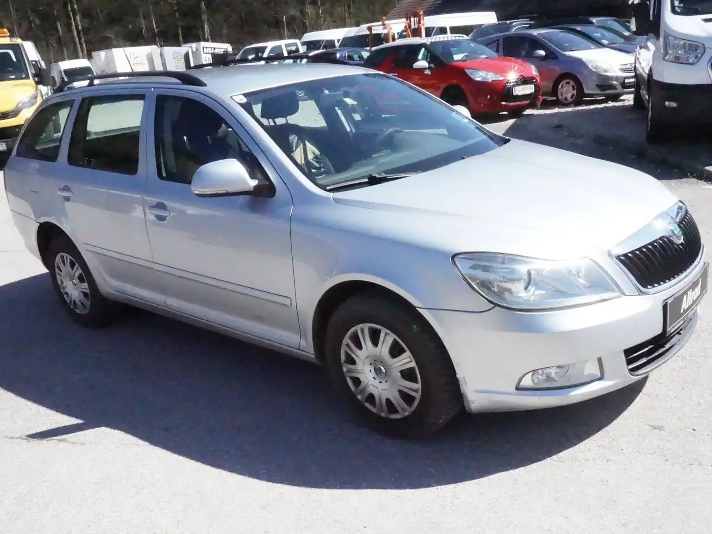 Vehicle image, number 15