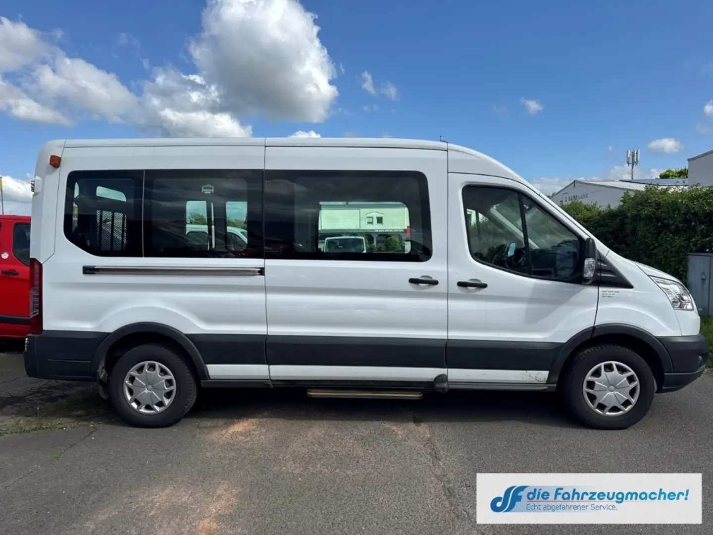 Vehicle image, number 6