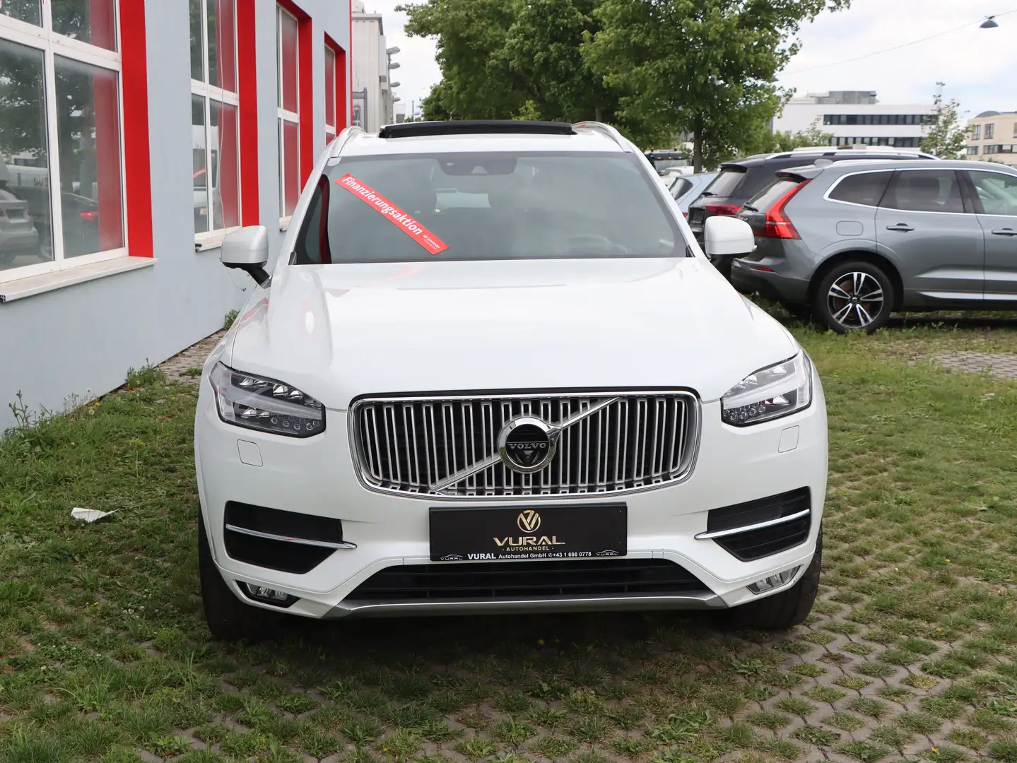Vehicle image, number 3