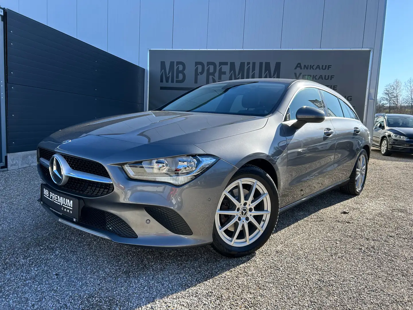 Vehicle image, number 3