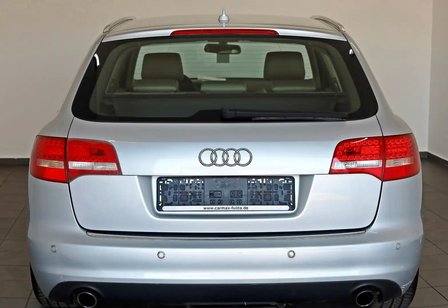 Vehicle image, number 17