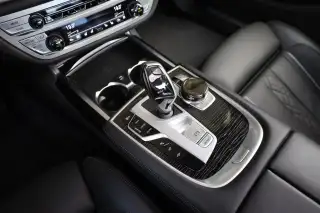 Vehicle image thumbnail, number 14