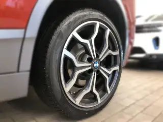 Vehicle image thumbnail, number 3
