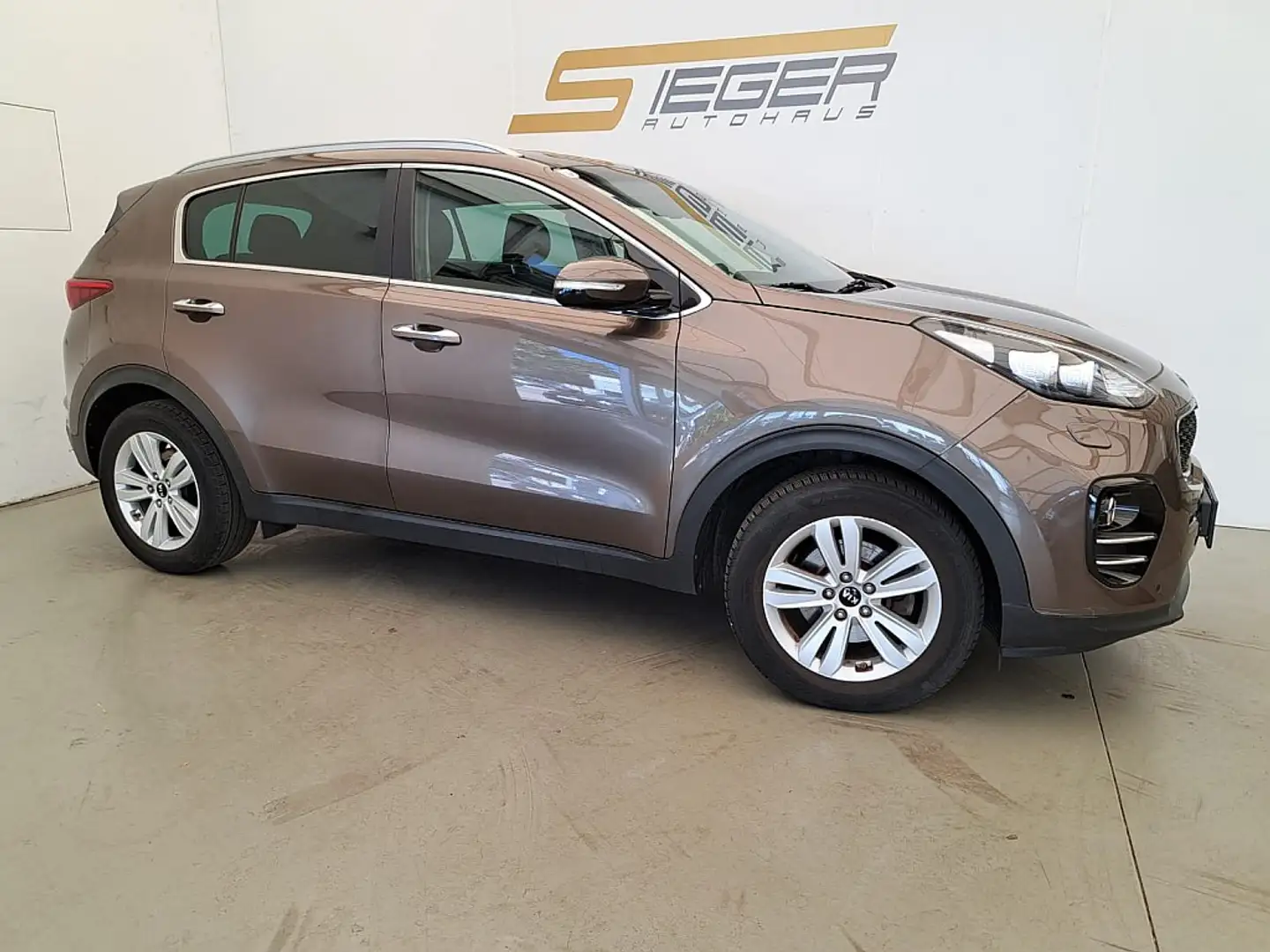 Vehicle image, number 3