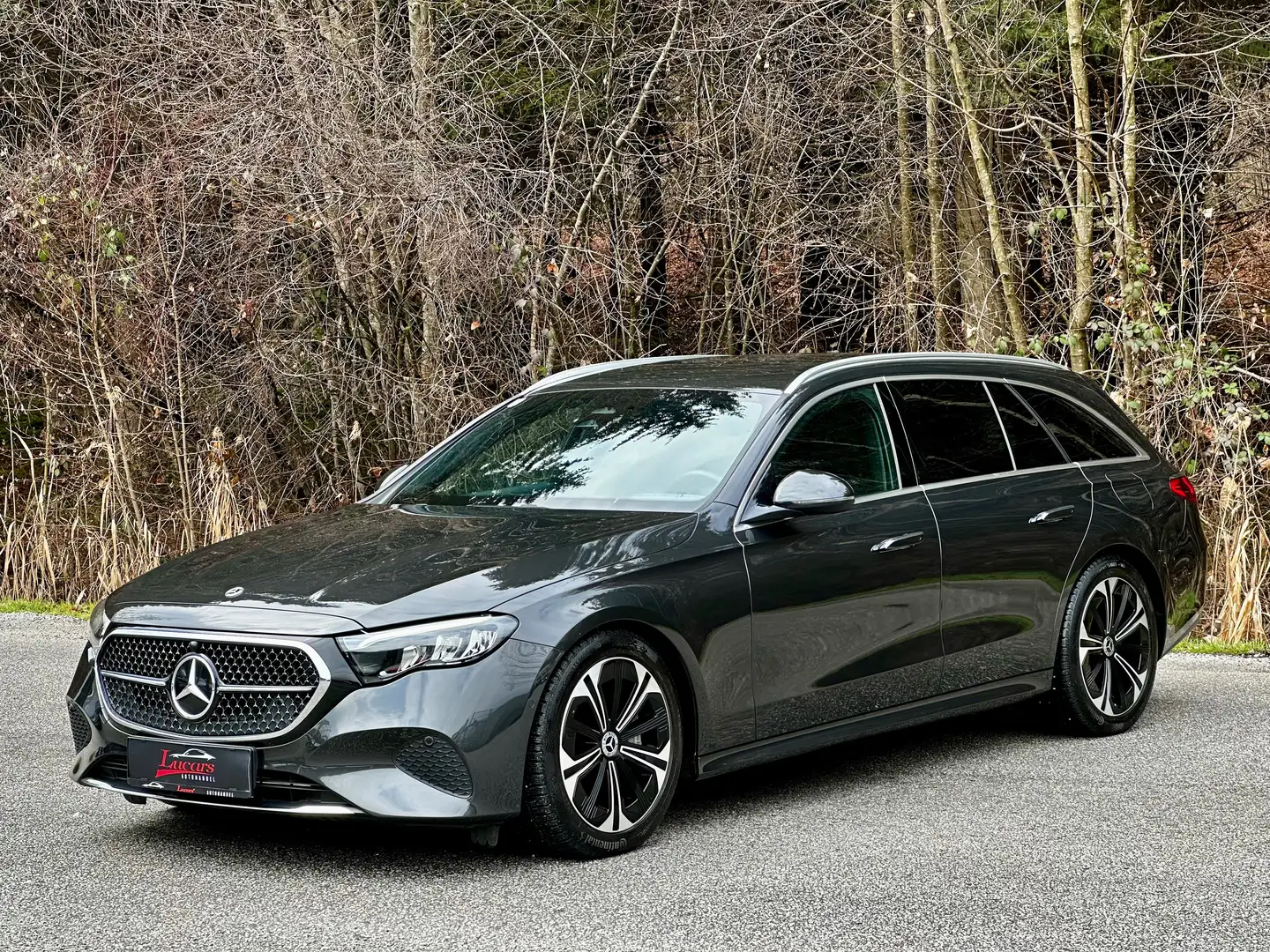 Vehicle image, number 4