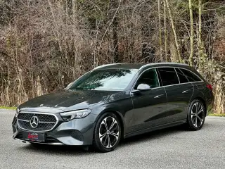 Vehicle image thumbnail, number 4