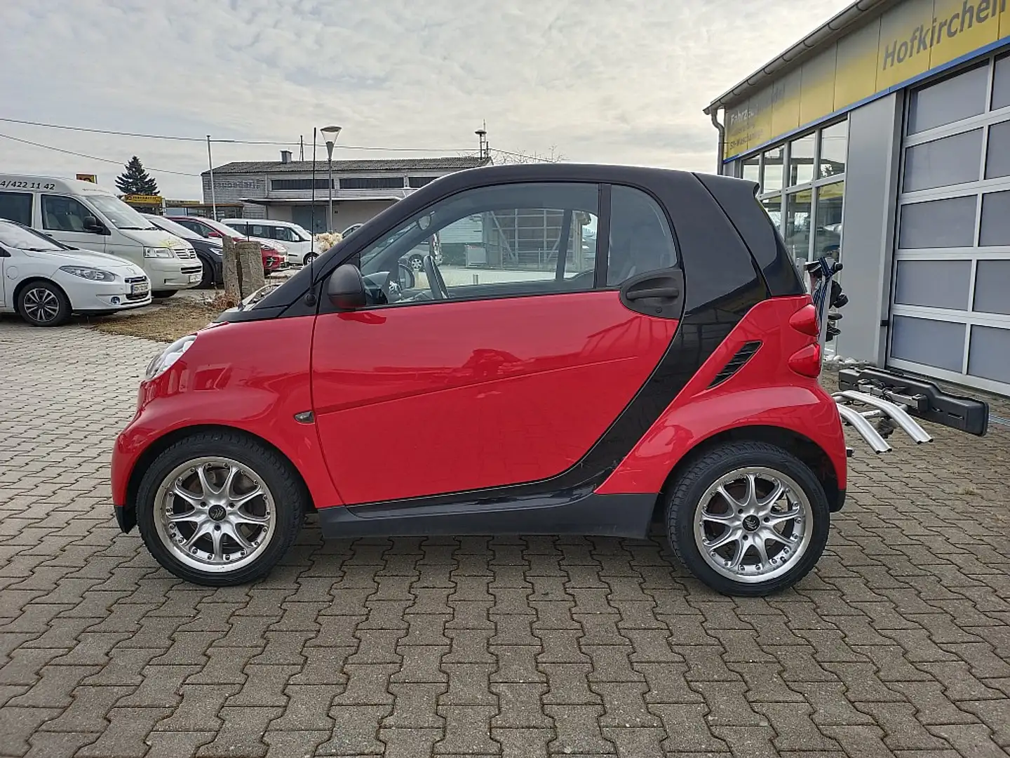 Vehicle image, number 2