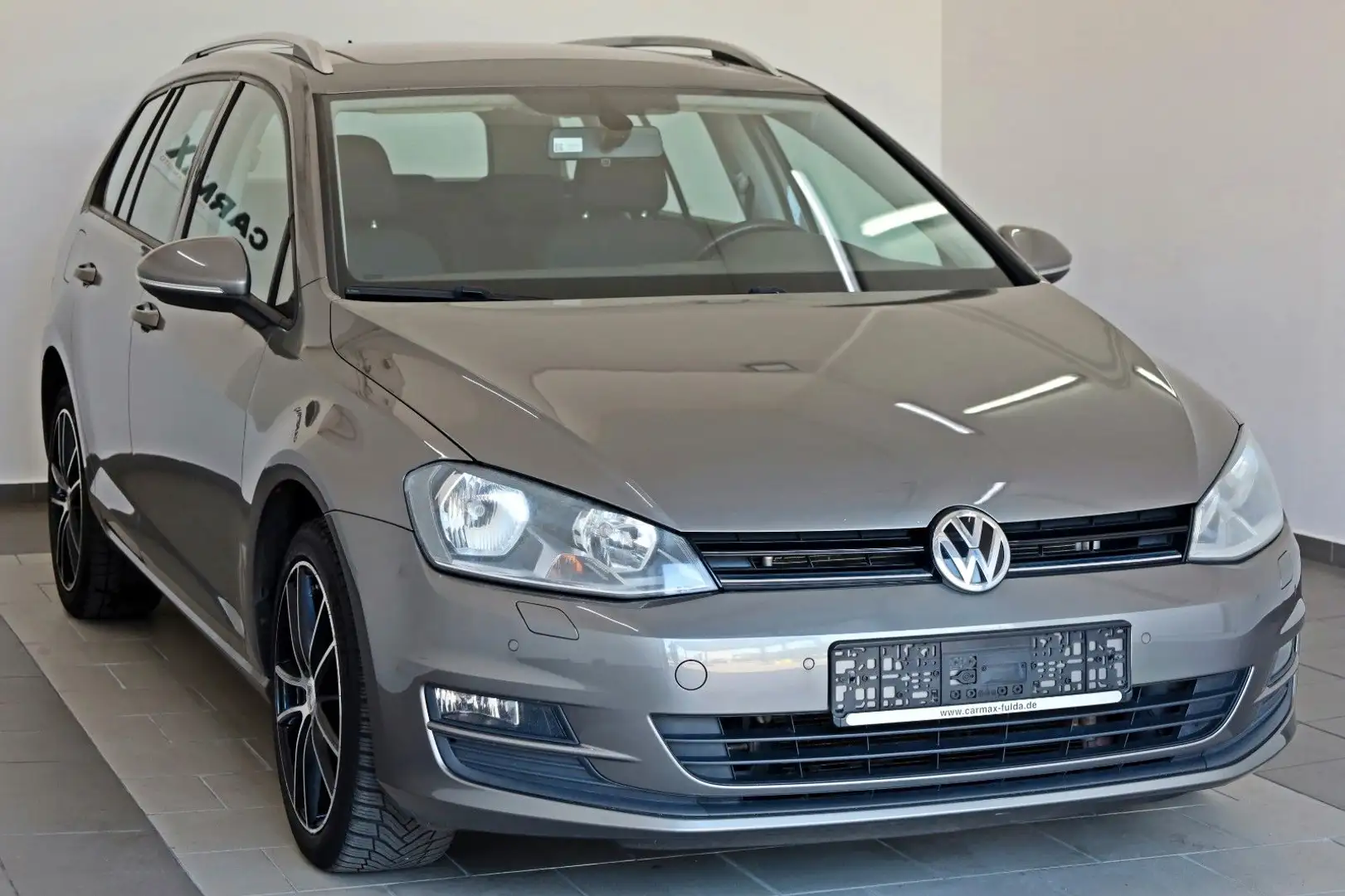 Vehicle image, number 9