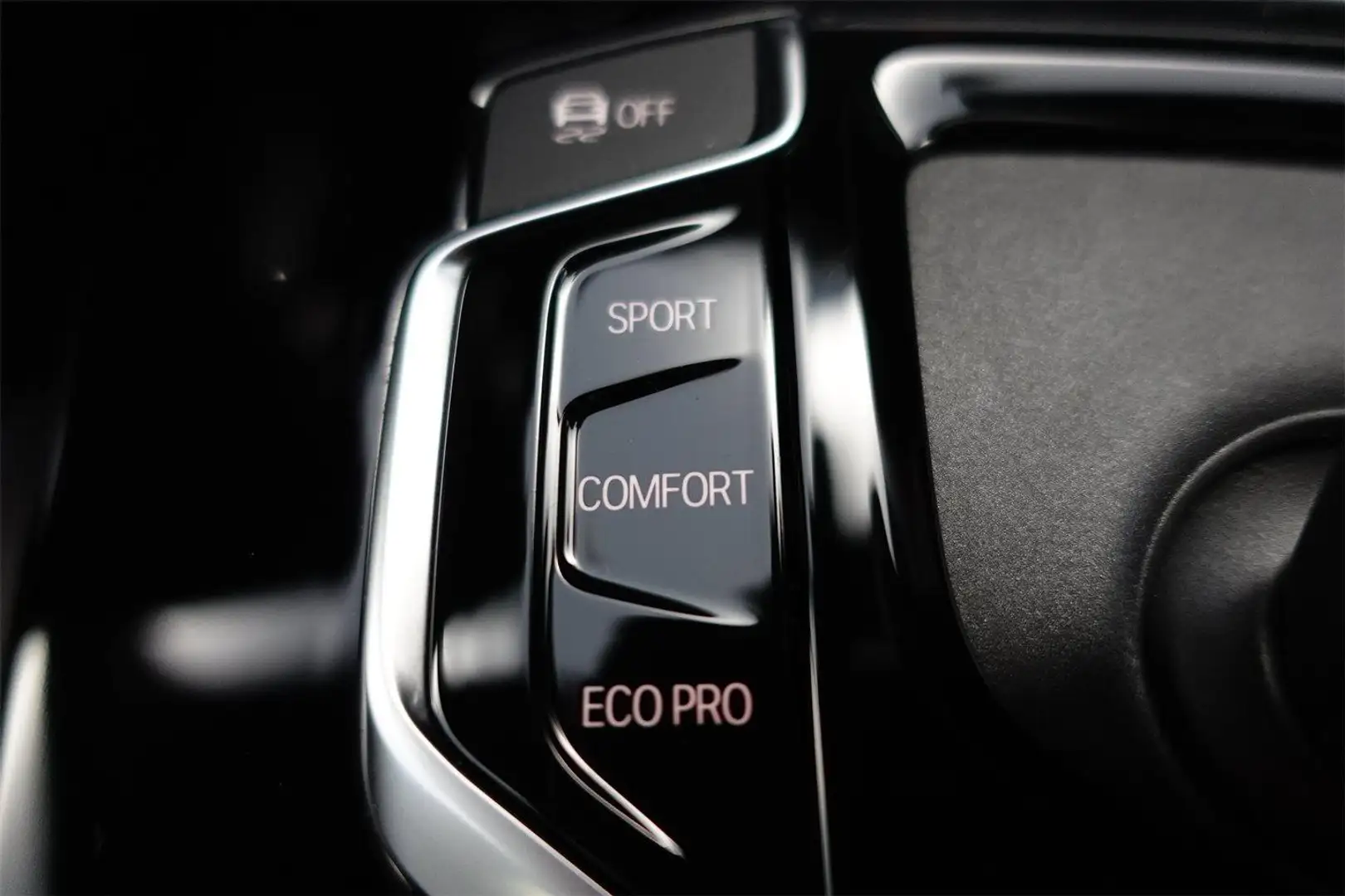Vehicle image, number 20