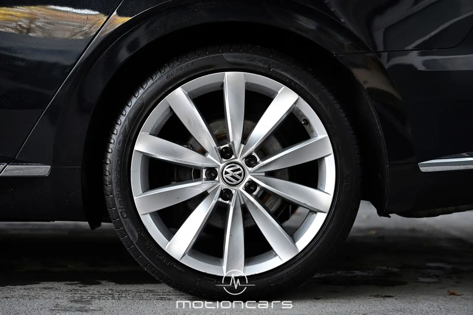 Vehicle image, number 8