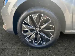 Vehicle image thumbnail, number 14
