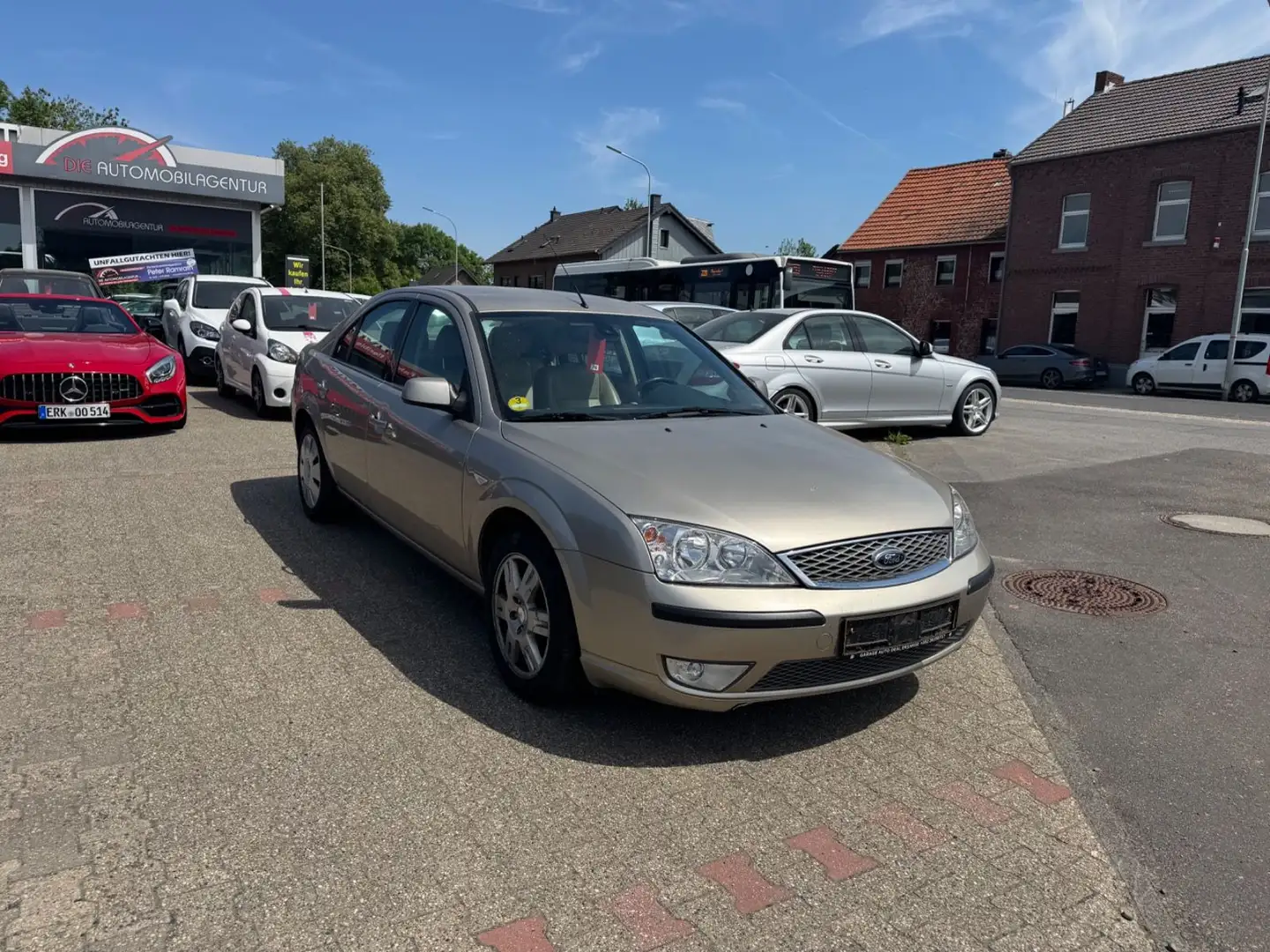Vehicle image, number 5