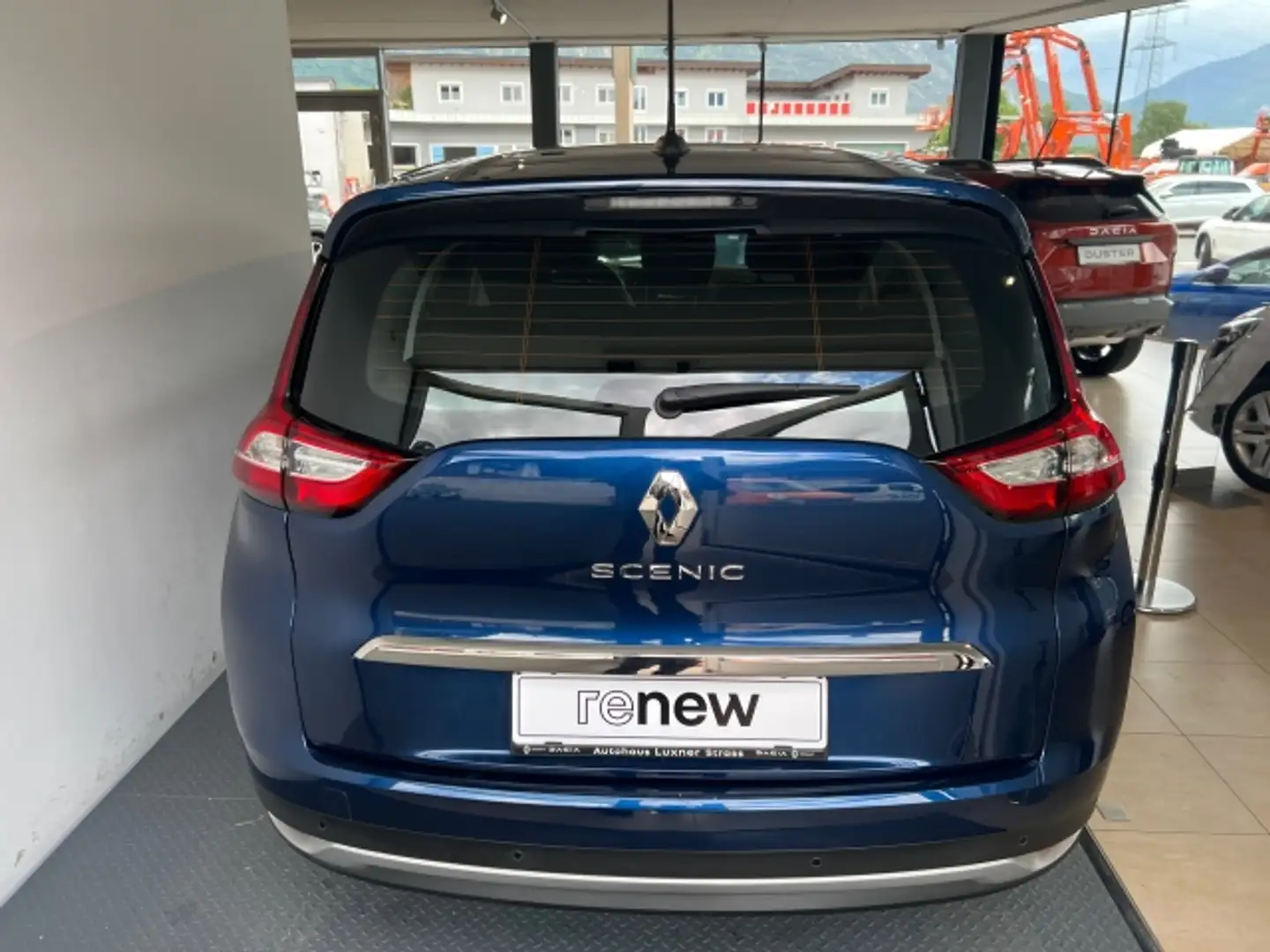Vehicle image, number 5