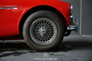 Vehicle image thumbnail, number 13