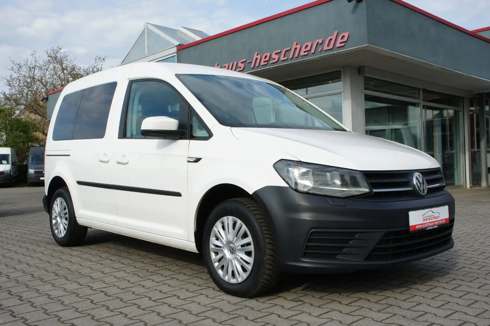 Vehicle image, number 2