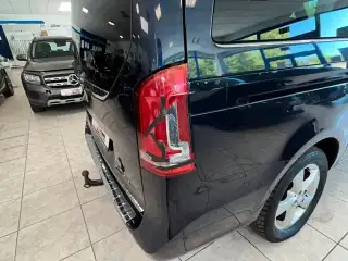 Vehicle image thumbnail, number 18