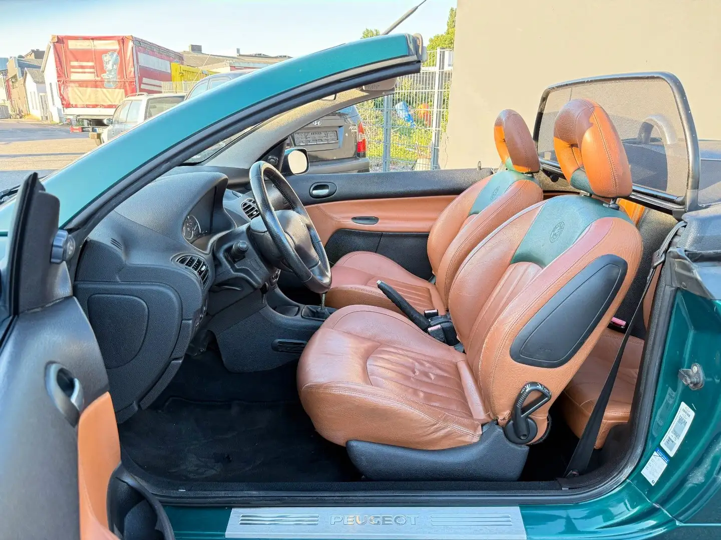 Vehicle image, number 9